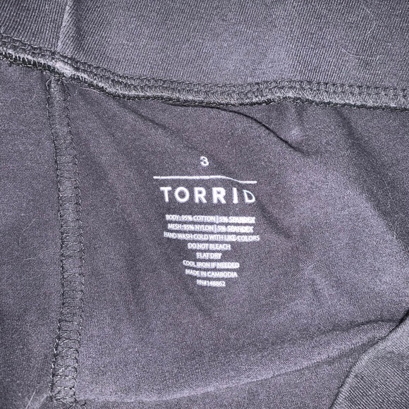 Torrid legging slashed fishnet - Picture 4 of 4